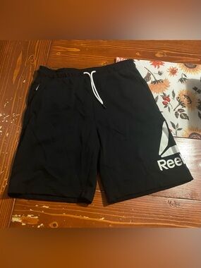 Reebok black men’s gym shorts